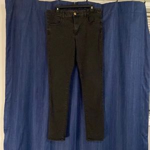 American Eagle-Super Stretch Black Jegging Size 16 Long